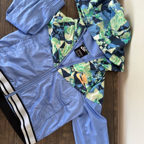 Nike Other - Girls Nike jacket